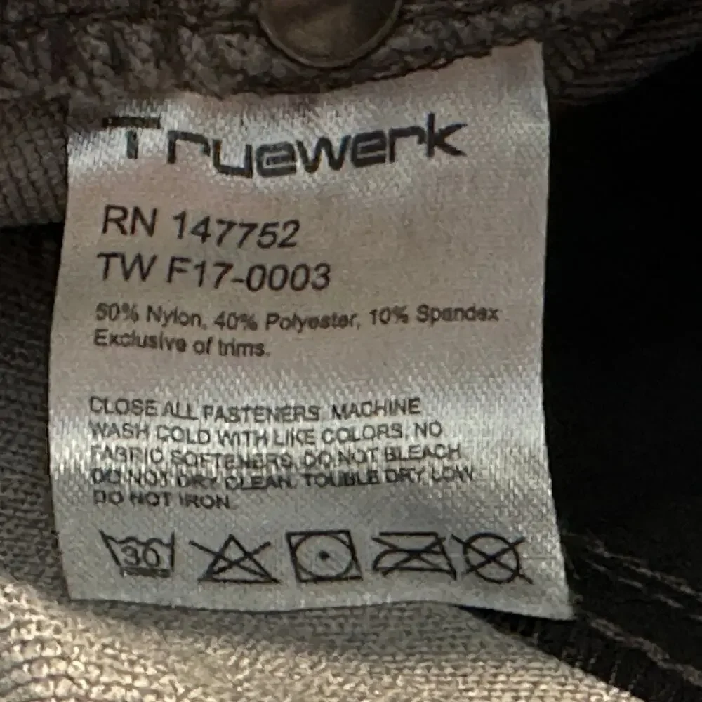 Truewerk Cargo Pants Mens 36x32 Gray Softshell Work Outdoor Utility Travel Hike - Picture 11 of 14